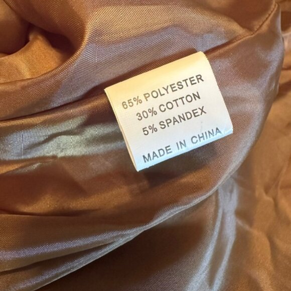 Lightweight brown jacket -- elegant, cozy, and versatile - Picture 5 of 6